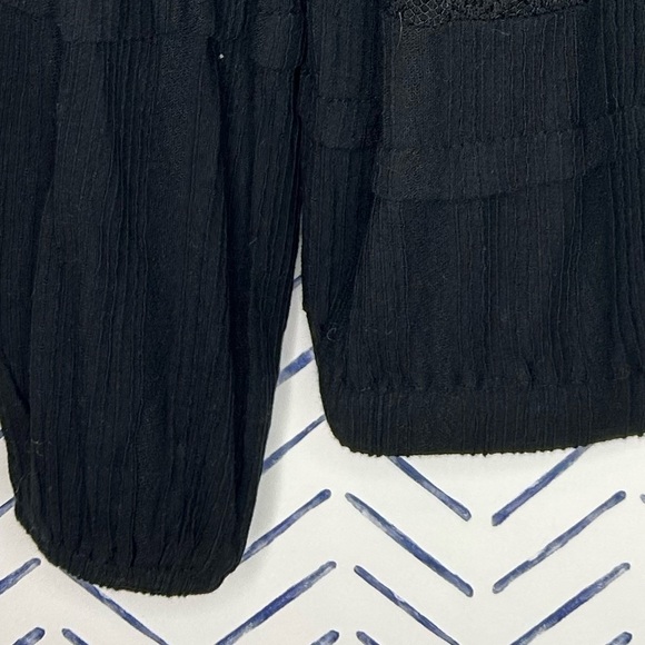 Express Gauze and Crochet Black Blouse Small - Picture 4 of 4